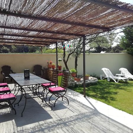 A La Maison D'Hotes La Baume-de-Transit 部屋 写真