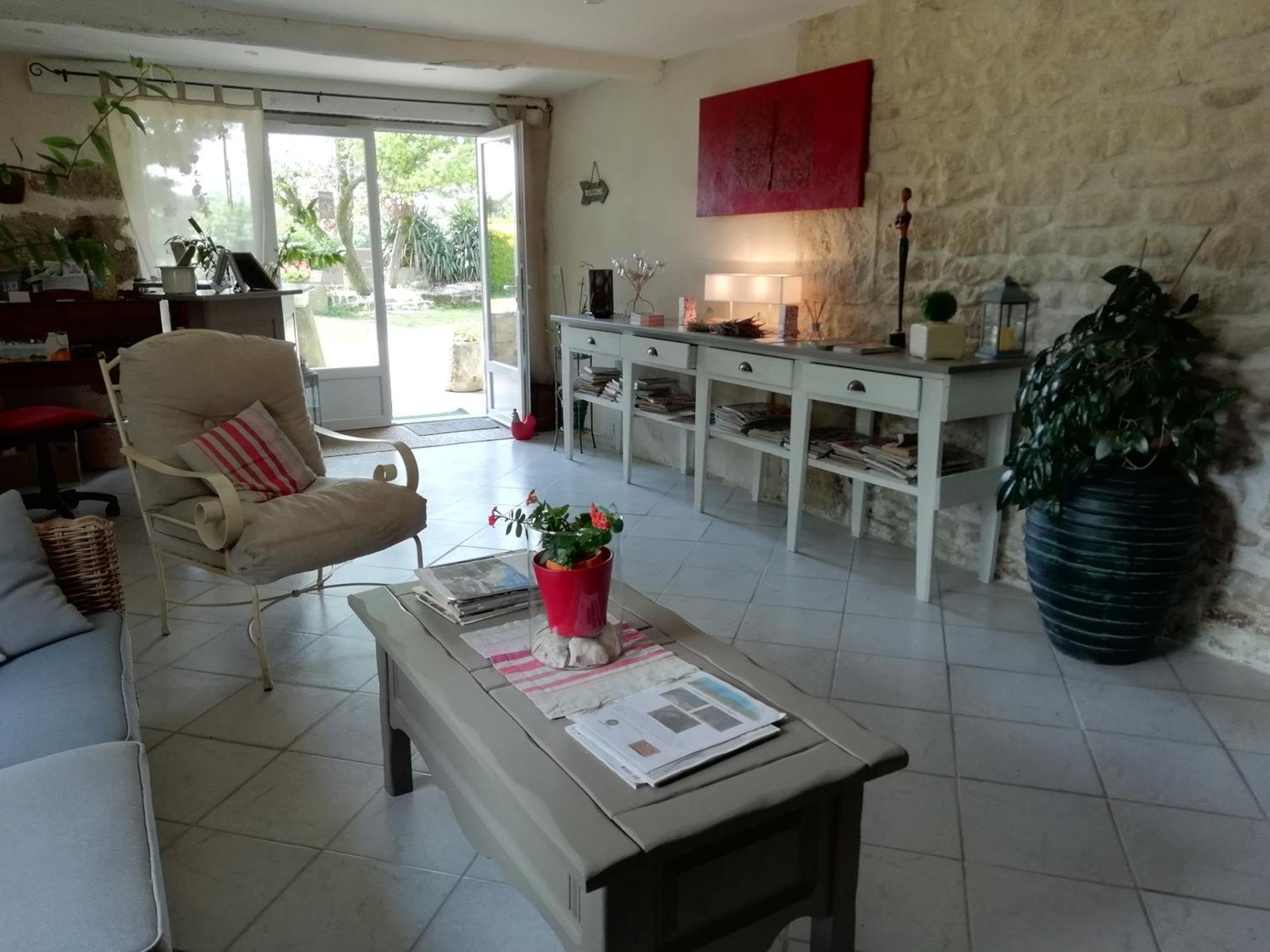 A La Maison D'Hotes La Baume-de-Transit 部屋 写真