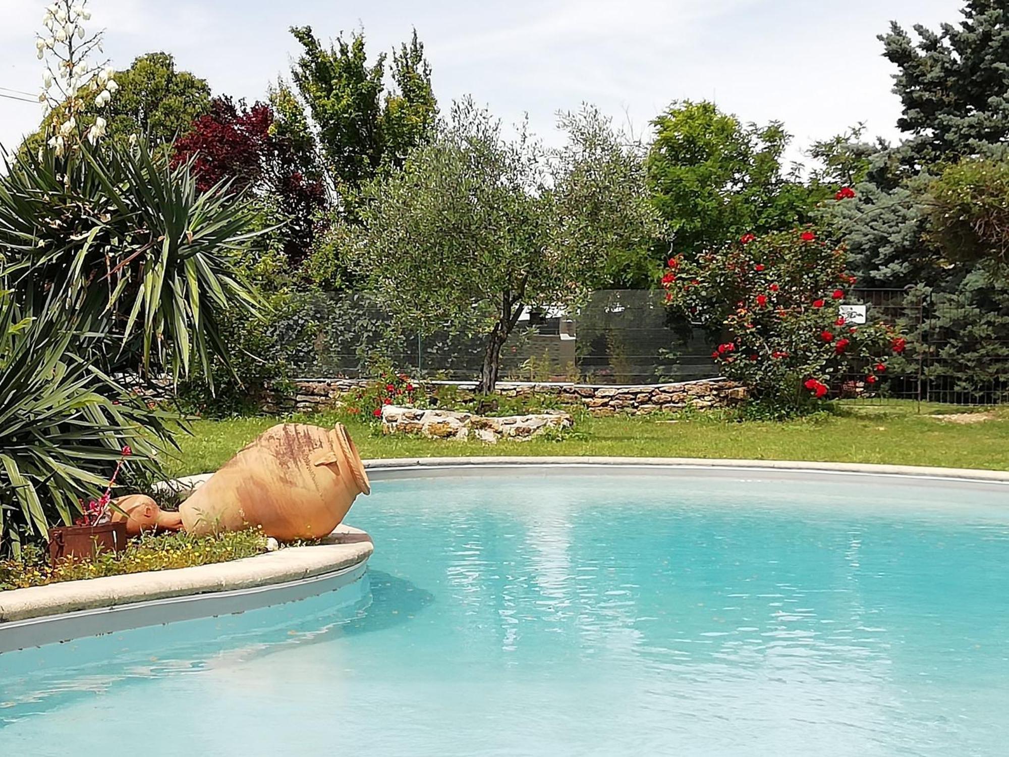 A La Maison D'Hotes La Baume-de-Transit 部屋 写真